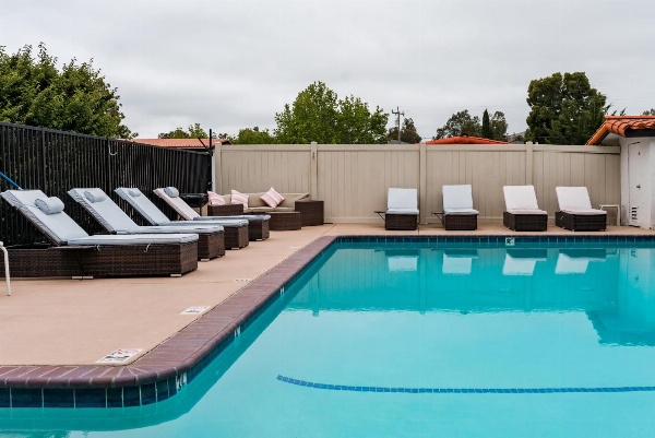 Sands Inn & Suites Main image