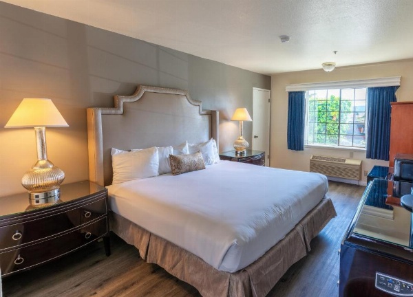 Sands Inn & Suites image 6